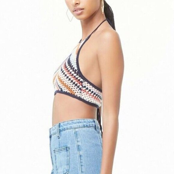 🔥 3/$15 🔥 Cropped Crochet Chevron Halter Top Festival Beachy Boho S - Picture 3 of 7